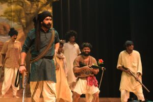“डाकू सुल्ताना” : जब बरेली रंगमंच पर गूँजी ढोलक-नगाड़ा की थाप